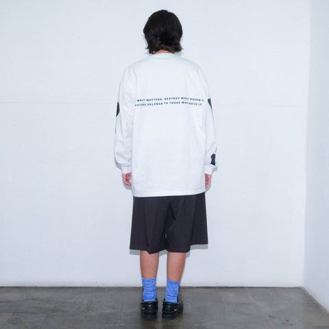Destroy White